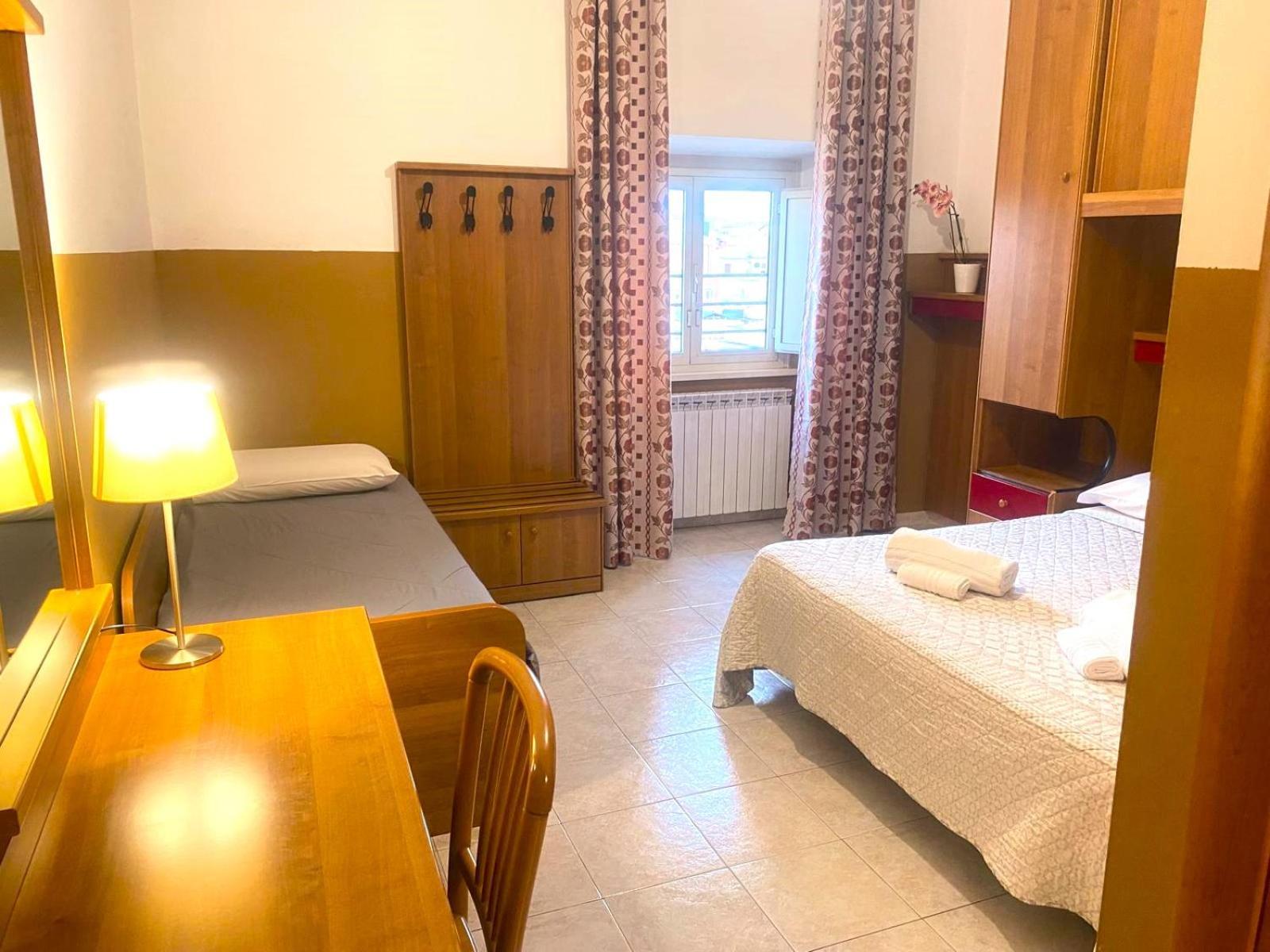 Gasthuis Now Rome-address Via Palestro,56- Breakfast Included Rome